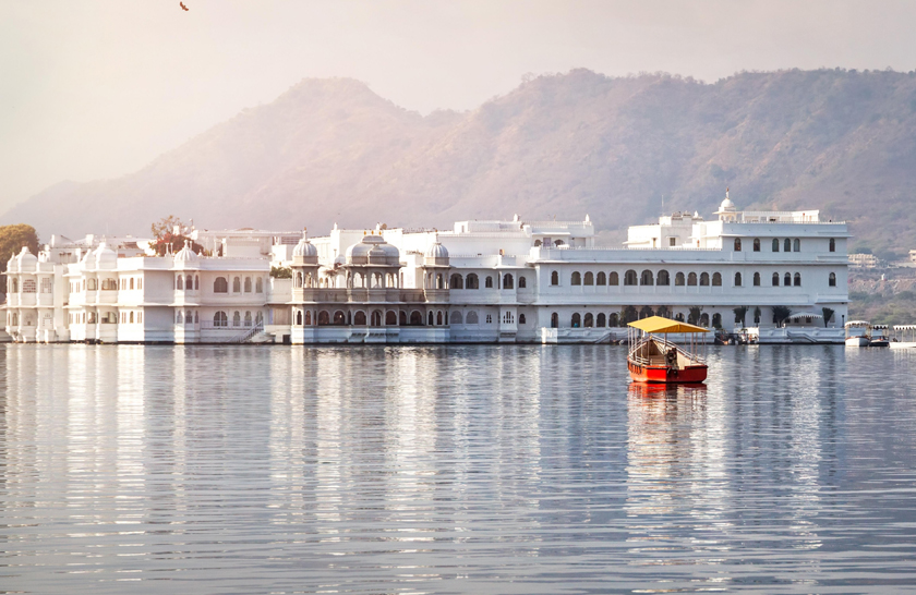 lake palace udaipur