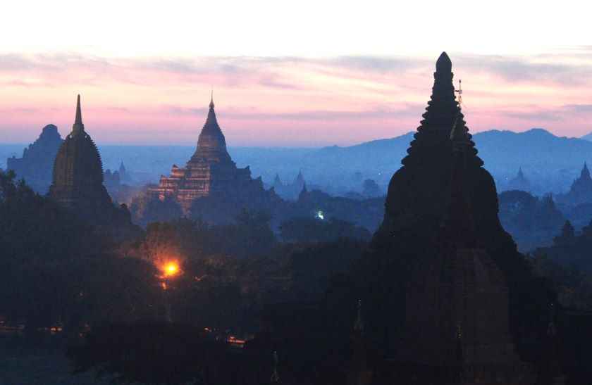 myanmar bagan sunrise 