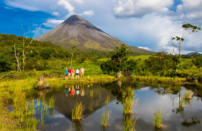 arenal volcano alex arias